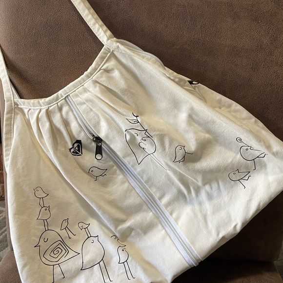 Roxy Zipper Tote - Picture 2 of 9